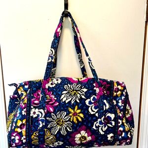VERA BRADLEY LARGE DUFFEL & WALLET-African Violet pattern-DUFFEL is New With Tag